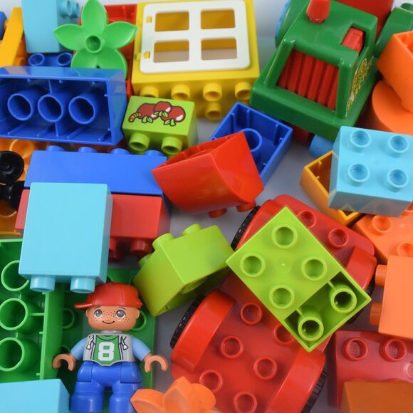 LEGO DUPLO All in One Box of Fun, 65 Pieces, Complete - Picture 10 of 14